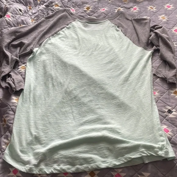 PINK Shirt - Picture 3 of 3